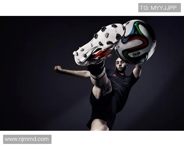 足球明星心中的纹身女神揭示了他们的独特魅力与个性之美