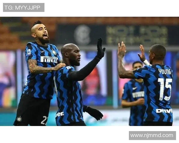 国米与拉齐奥激战正酣比分结果揭晓引发球迷热议